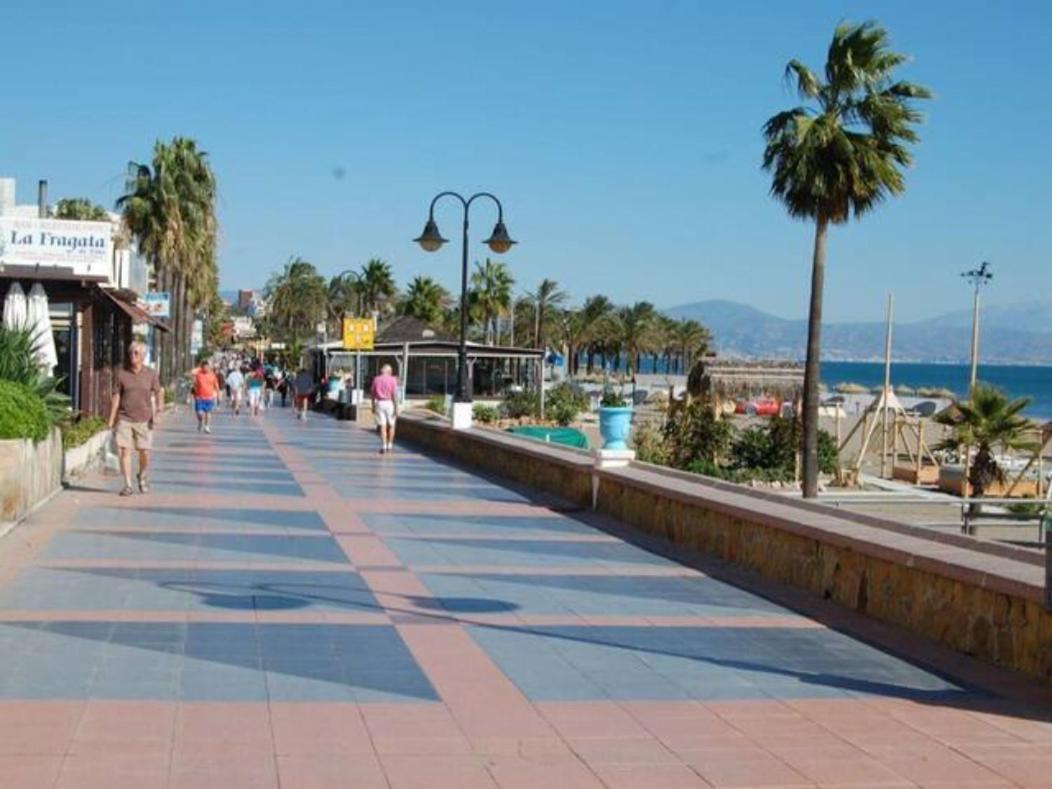 Appartement Arpa de Tréboles - Carihuela Views! à Torremolinos Extérieur photo